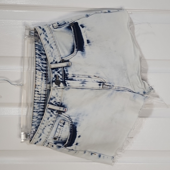 NWOT Idyllwind shorts size 4  *53006 - Picture 1 of 4